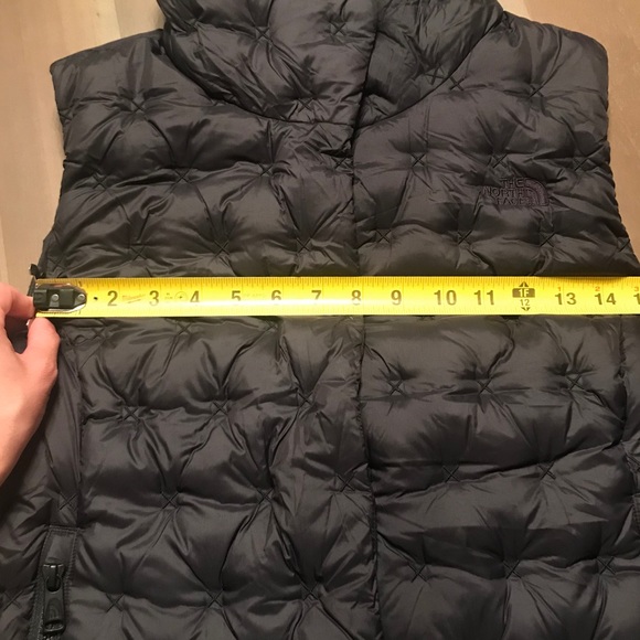 NEW The North Face Women’s Holladown Crop Vest - Picture 5 of 6